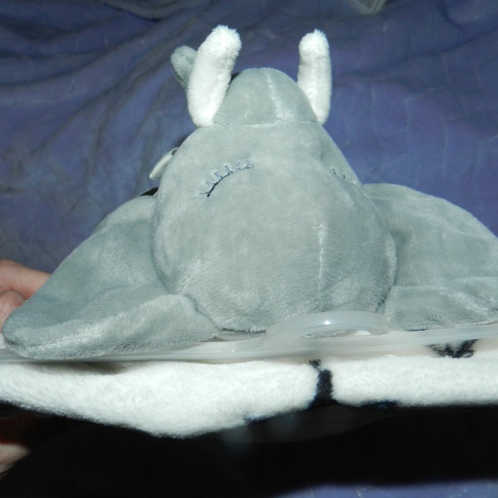 Hudson Baby Infant Elephant Gift Set Toy & Matching Baby Blanket NEW/NWT! - Picture 10 of 11